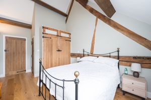 Bedroom- click for photo gallery